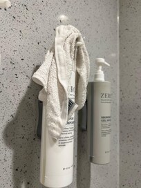 Pubic hair on dirty washcloth in first room