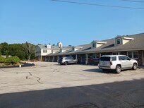 Outside pic of the Scottish Inn.