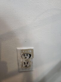 The socket needs to be replaced.