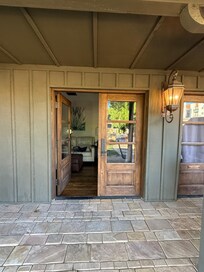 Front entrance through courtyard