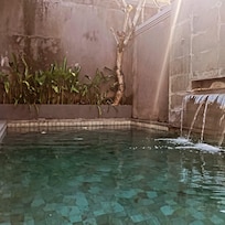 Perfection in a pool