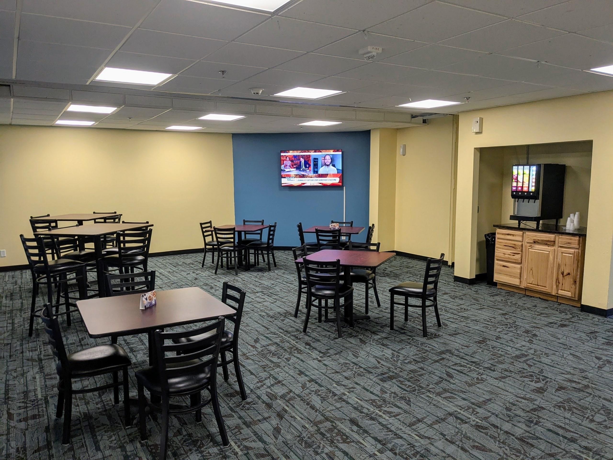 Breakfast room 2
