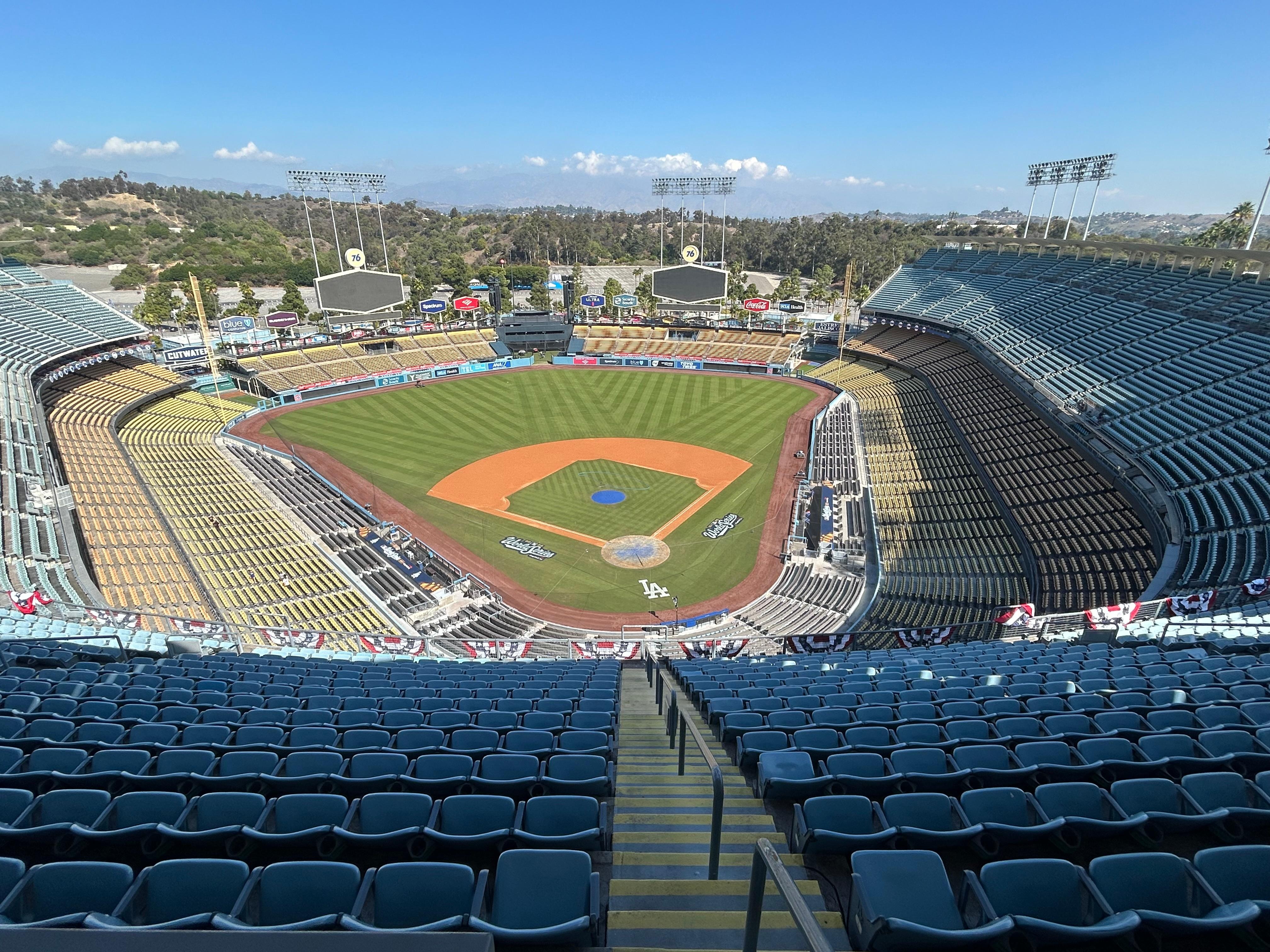 ドジャーススタジアムまでタクシーで気軽に行ける