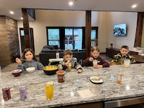 Root beer floats at the Black Diamond Inn