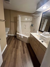 Both baths were like this one