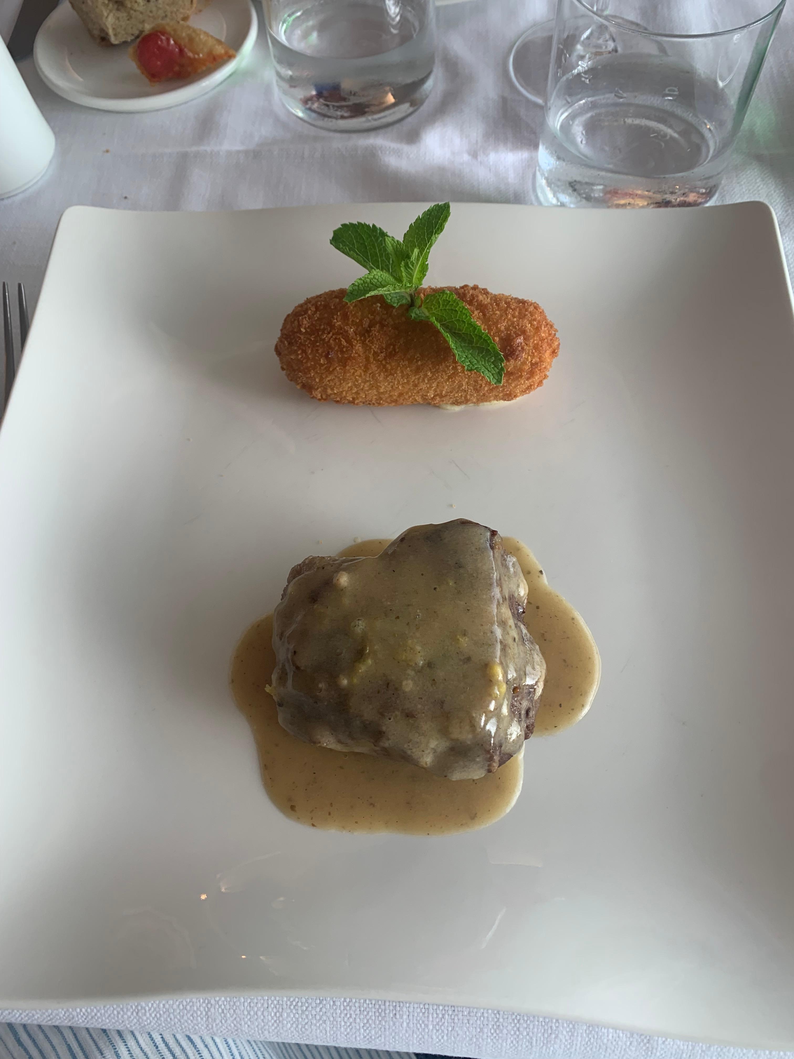 Gabrisa Hotel Restaurant