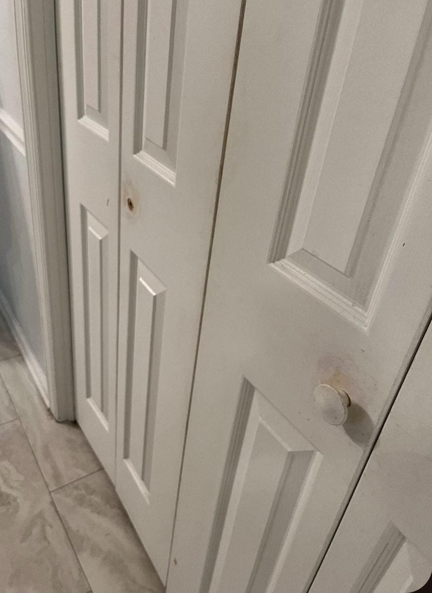 Missing door knobs of pantry