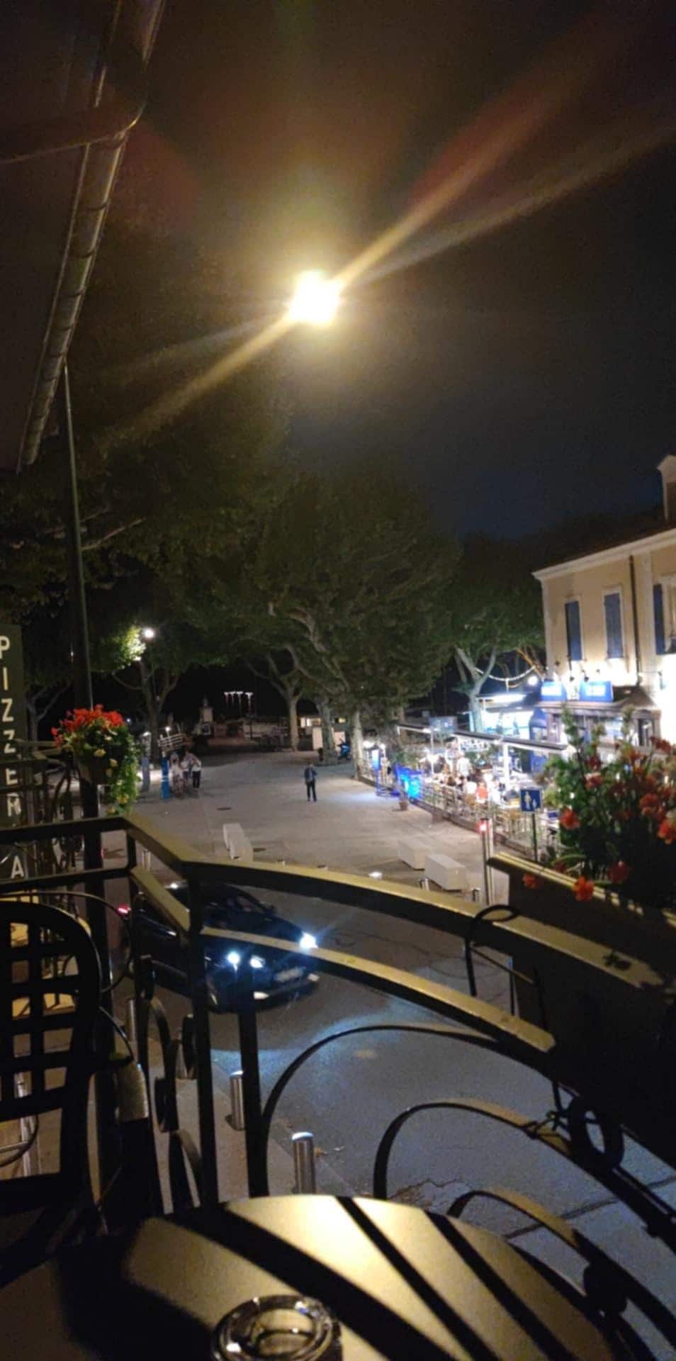 Vue du balcon de la chambre 