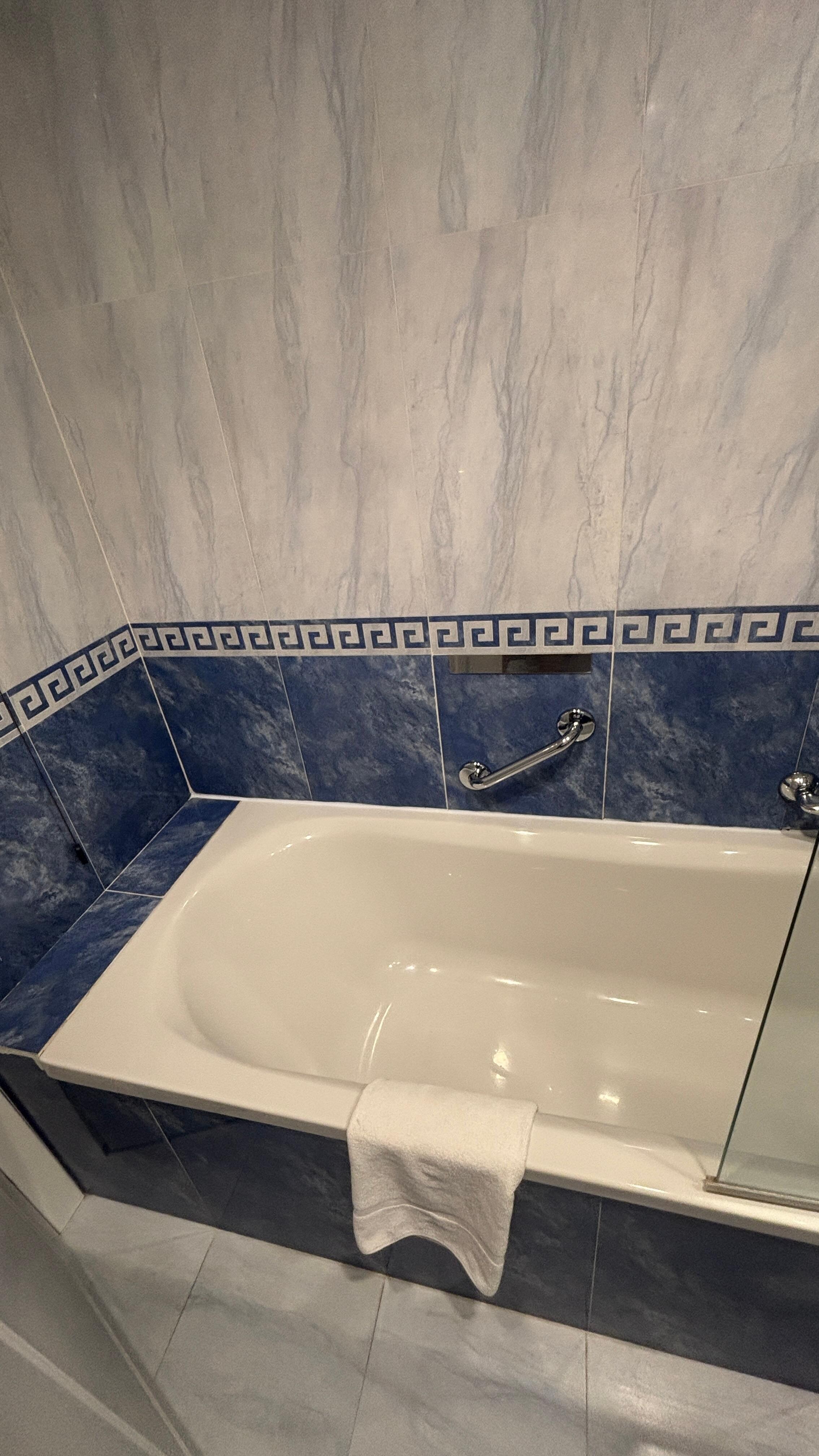 3  cheveux trouver à mon arrivée 