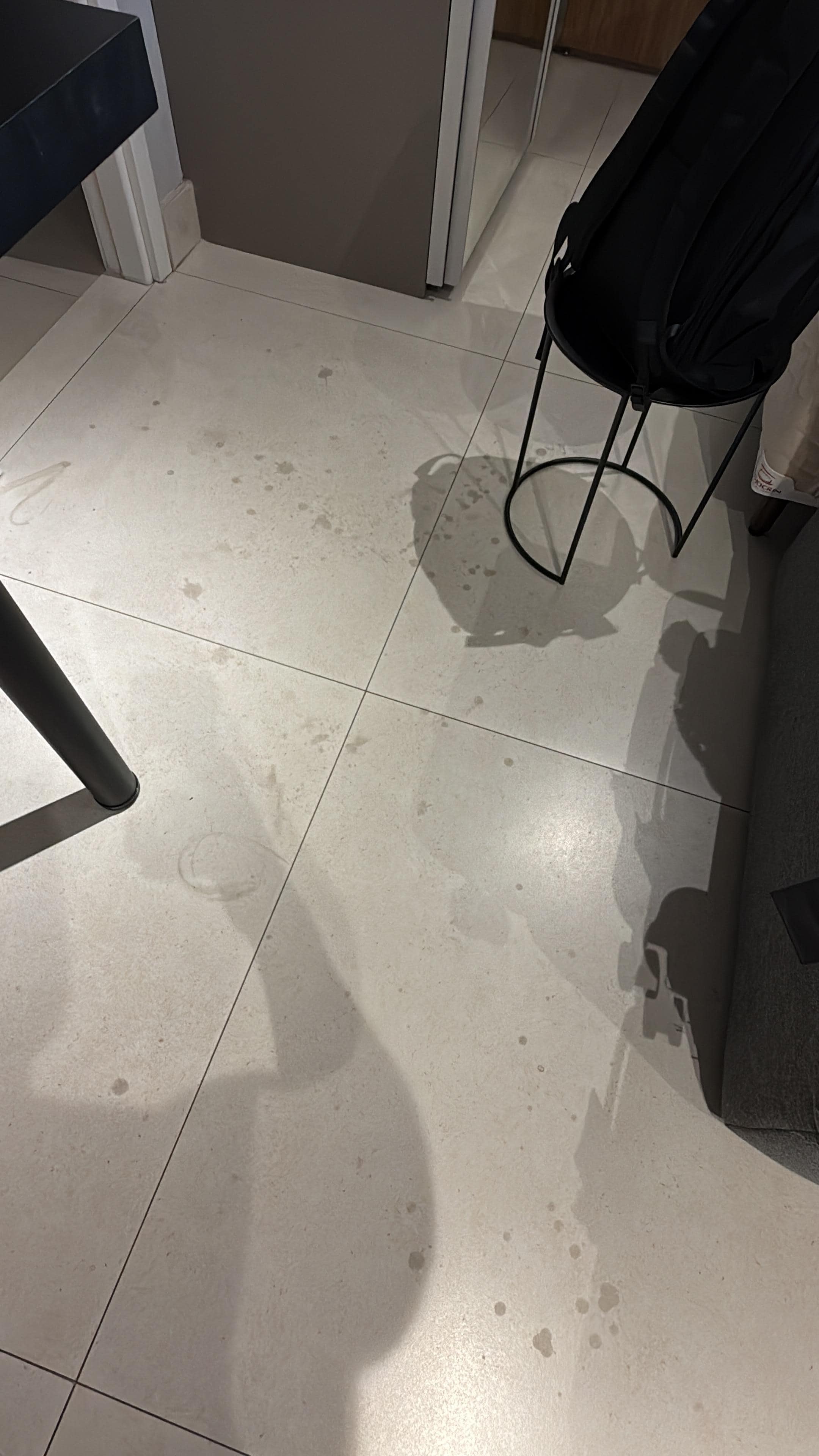 Isso era uma mancha que não saia, não fui eu que fiz.