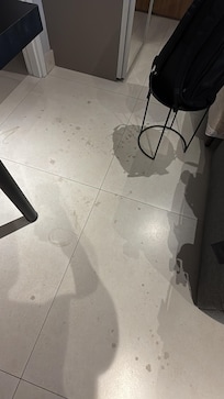 Isso era uma mancha que não saia, não fui eu que fiz.