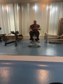 Working out … Pool Steam Room Sauna !!!