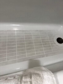 BROWN bathtub