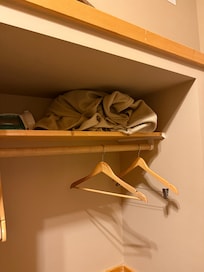 This was how the extra blanket was left in the closet area