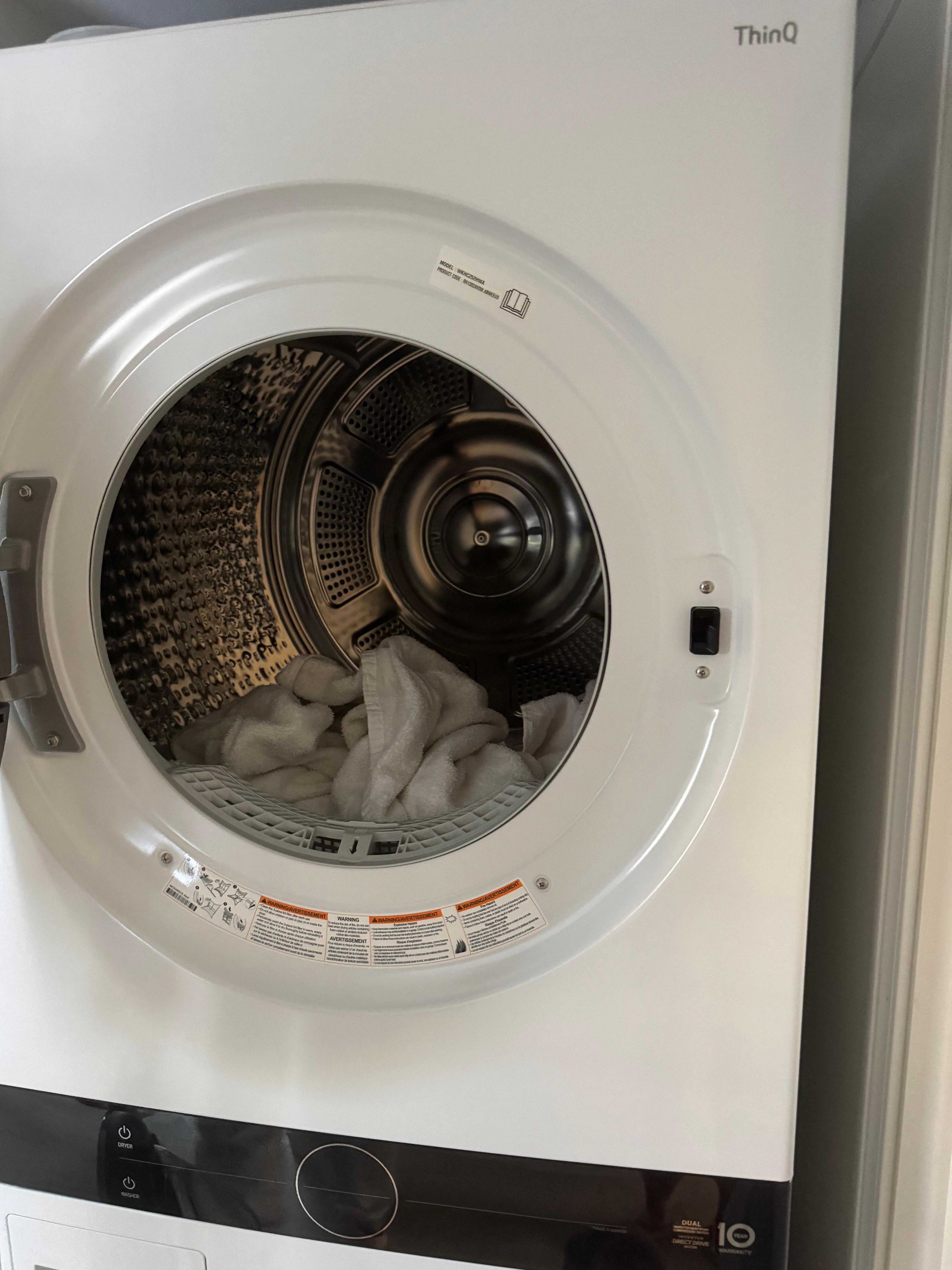 Dirty towels left 