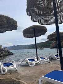 Beach platform