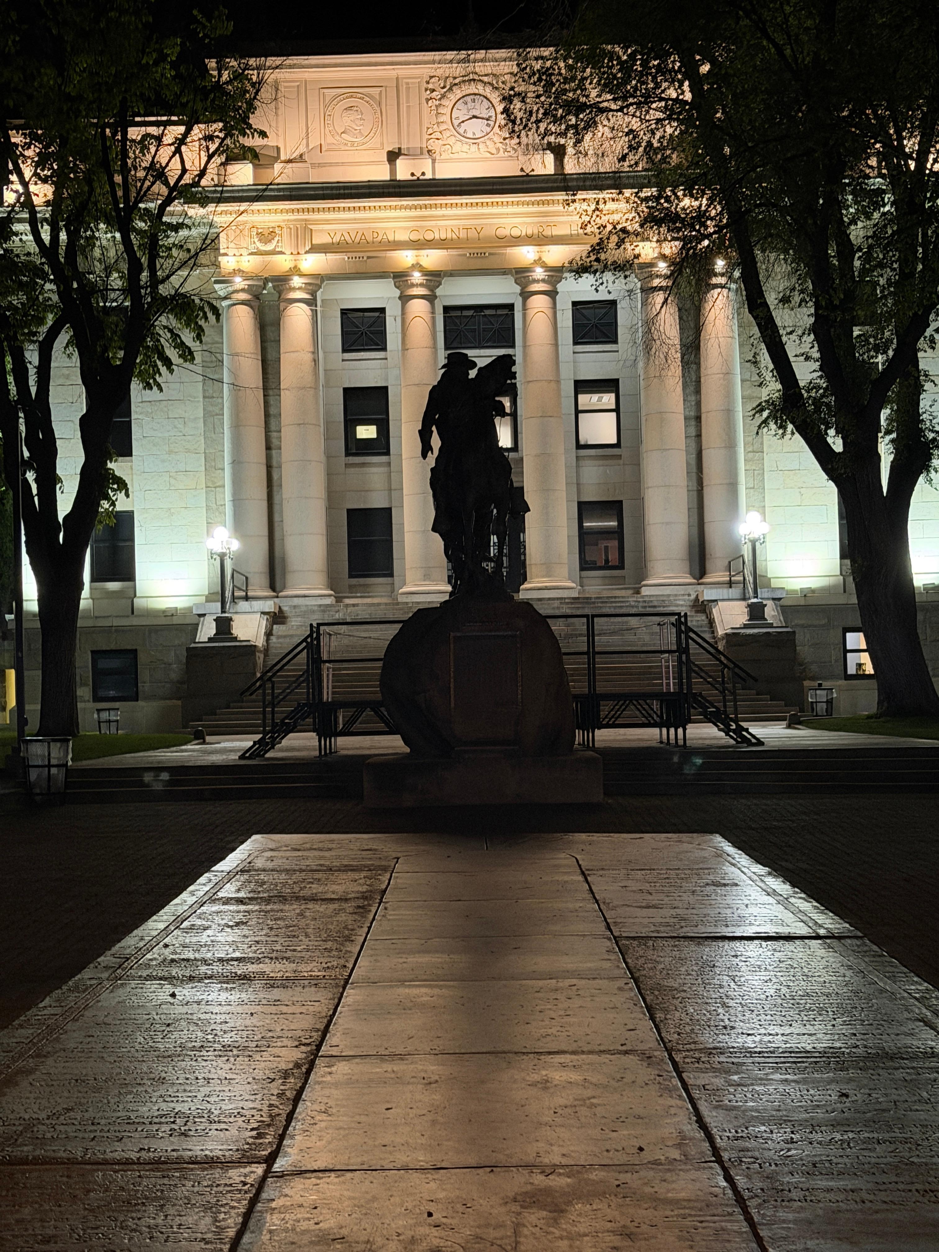 Courthouse 