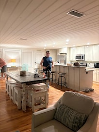 Kitchen/dining space