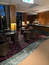 Lounge where there is complimentary happy hour