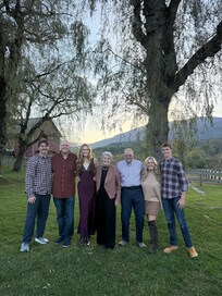 Hill farm close to the Vrbo for a excellent farm to table dining experience