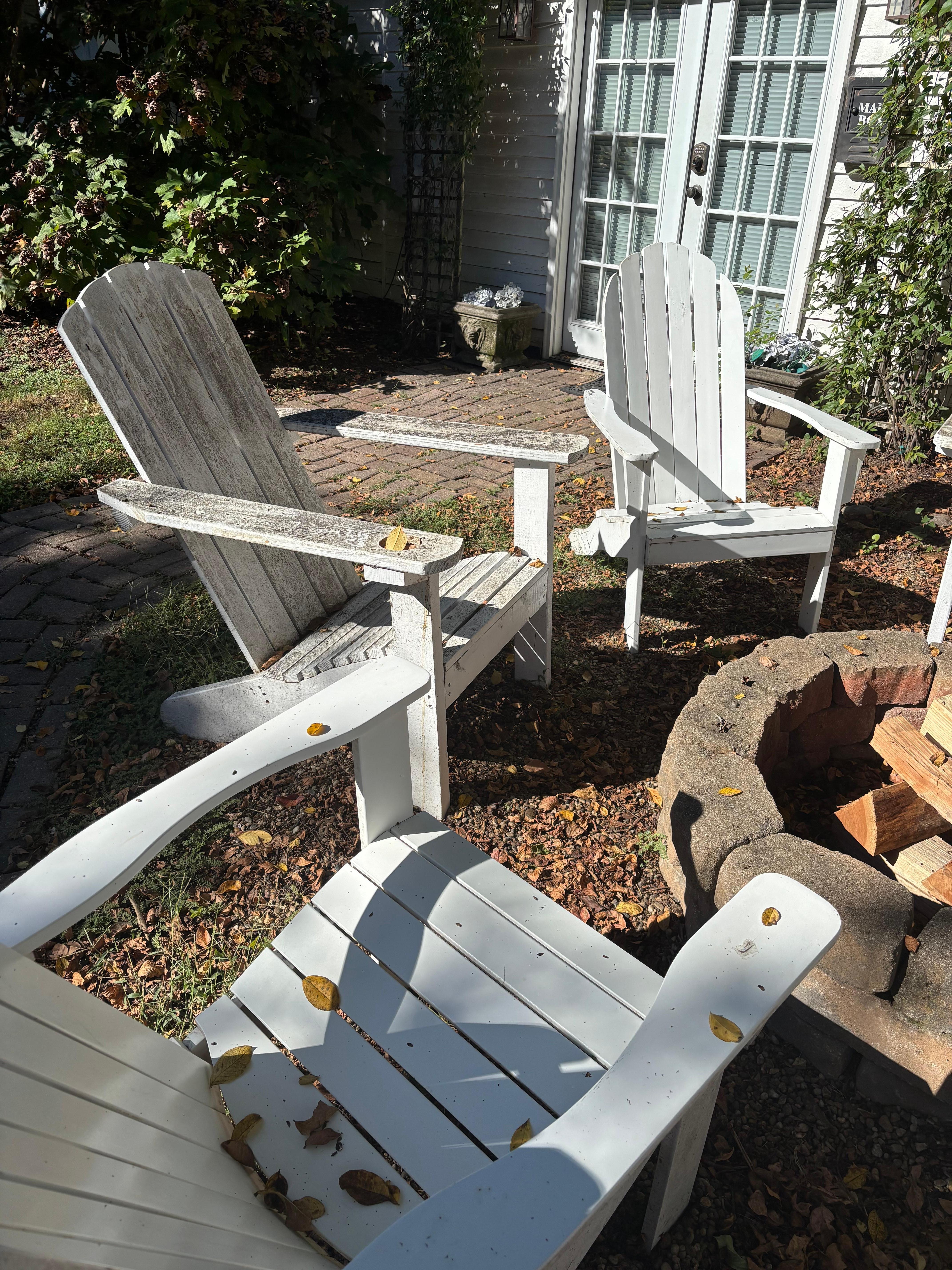 Chairs were attempted to be cleaned while we were there. 