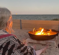 Watching a full moon rise with an open fire and glass of wine, perfect 👌