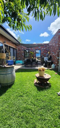 Outdoor entertaining area