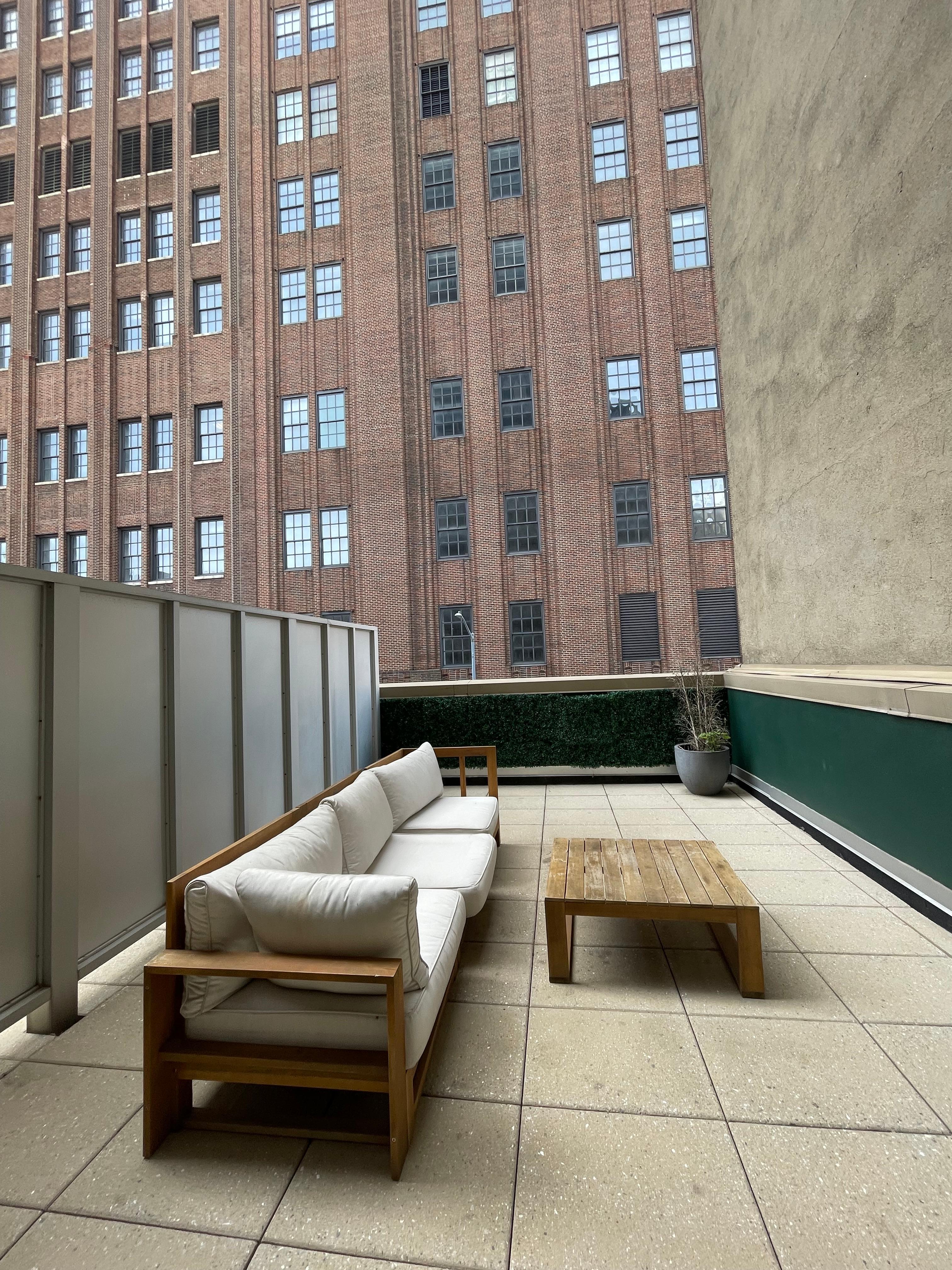 Room with private balcony 