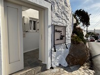 The entrance on the street…