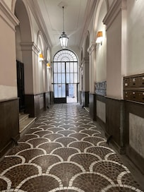 Zugang zum Treppenhaus