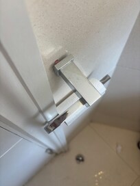 Broken TP holder