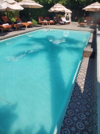 When you've got the pool to yourselves🤣