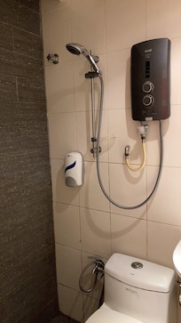 電気式のシャワー
温度調整も快適でした