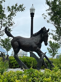 Misty statue at Reed Park