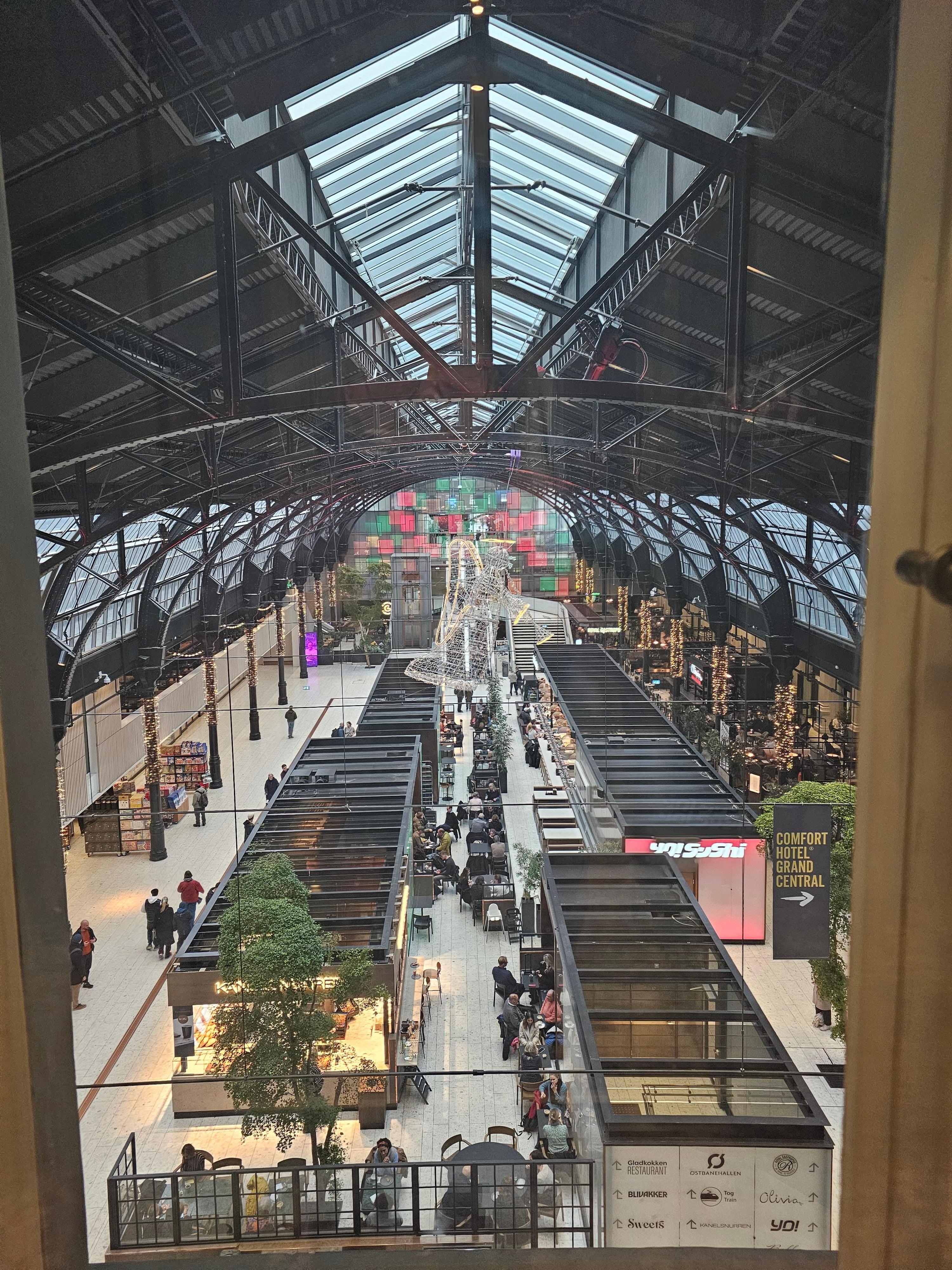 View from the corridor outside our room, 3rd floor. Within Oslo Central Station Building, plenty of restaurants and shops. 