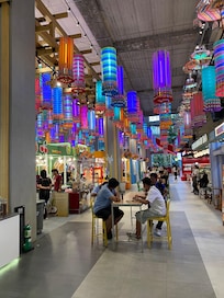 Emporium food court