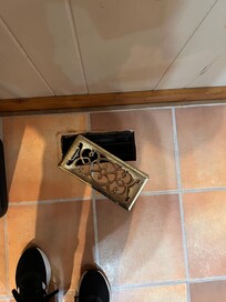 Broken vent in kitchen