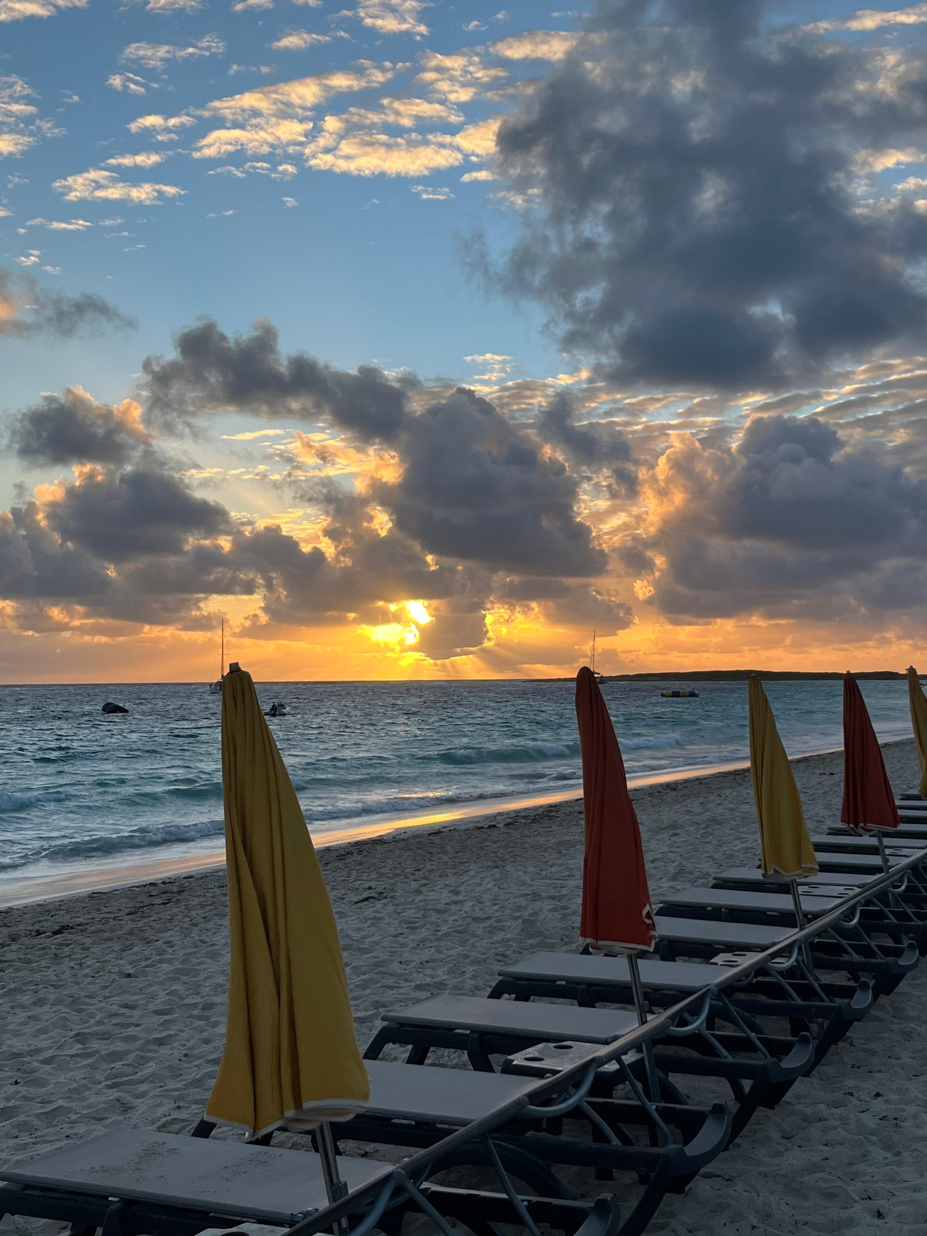 Morning sunrise 5 minute walk from the house