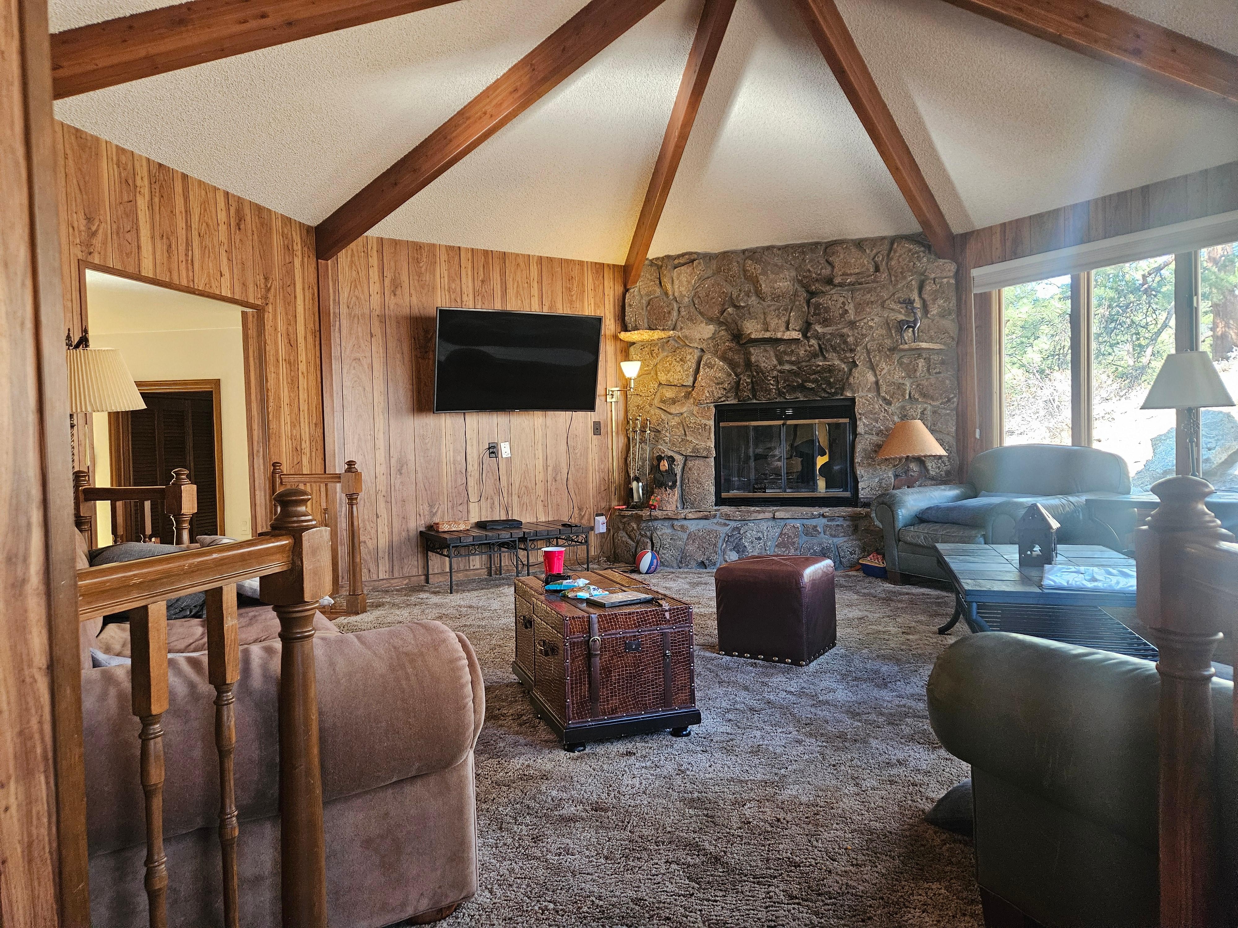 Living room with gas fireplace 