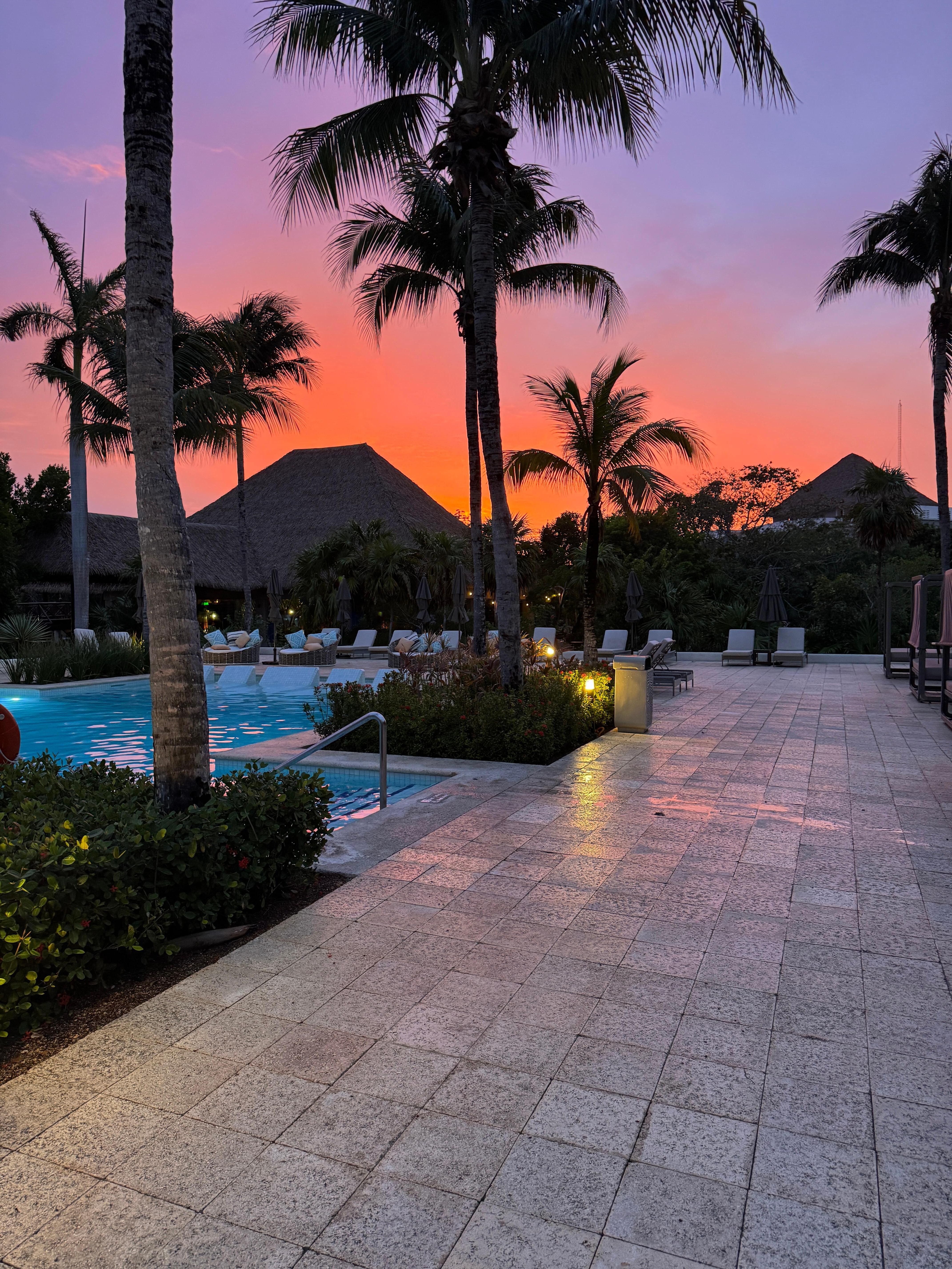 La Terraza sunsent