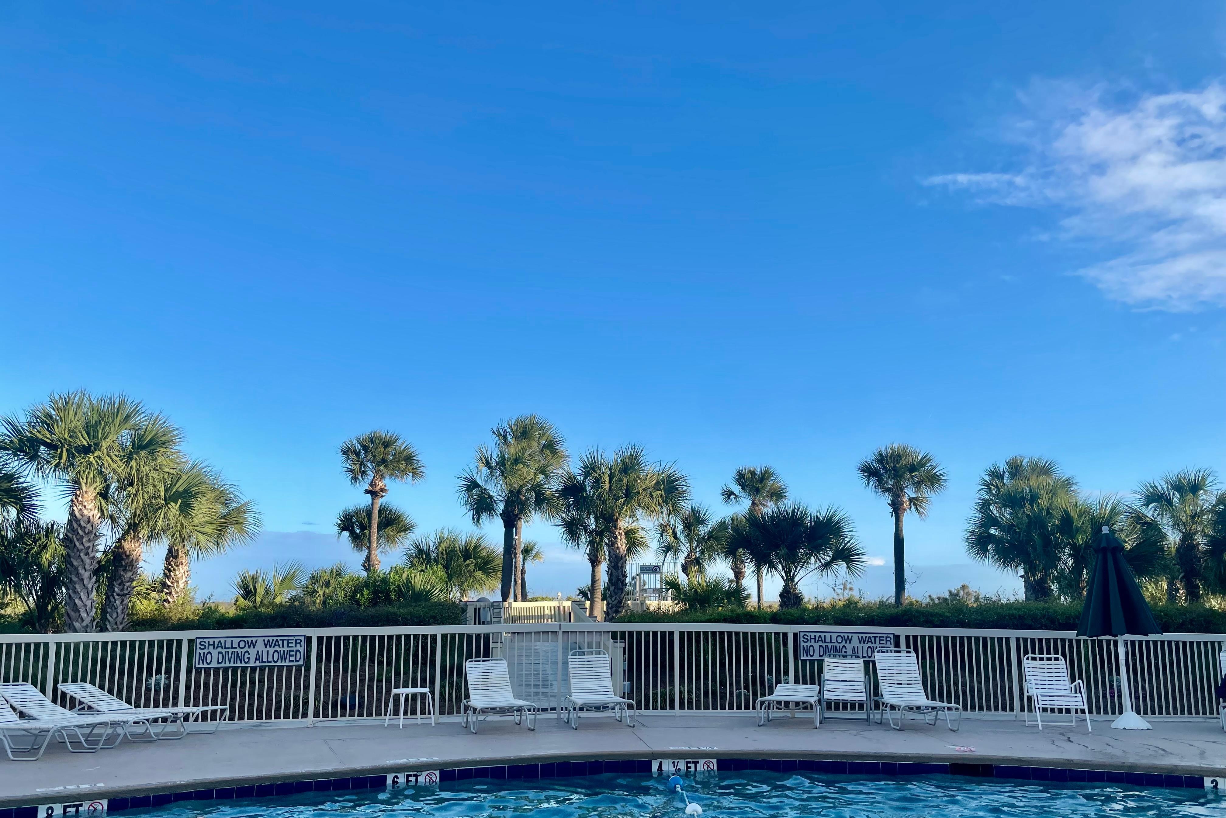 Pool view towards beach 
