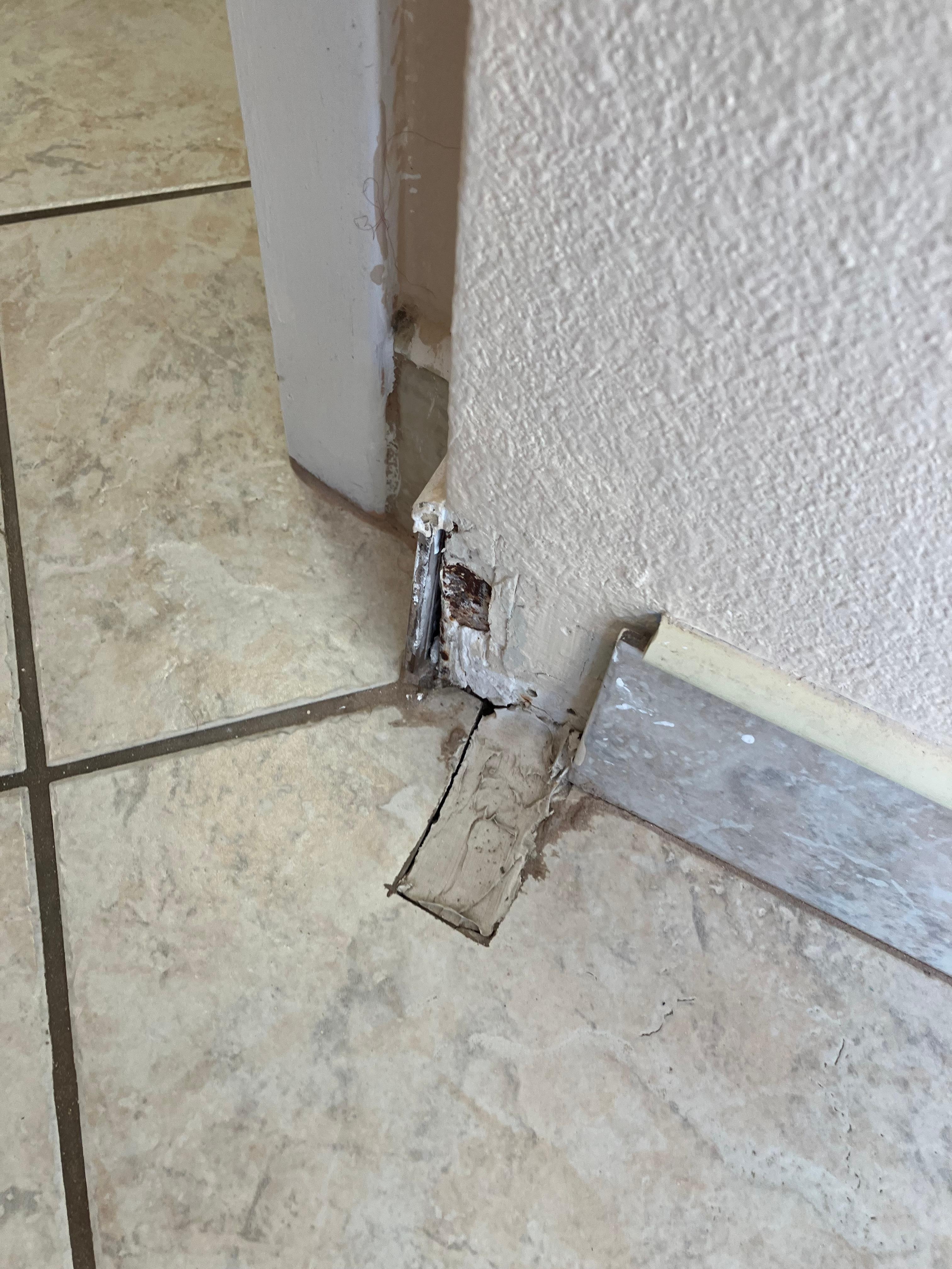 You can see mold behind this