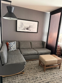 King room seated area