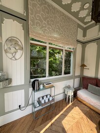 You can make yourself a cup of tea while relaxing / reading in the petite folie!
