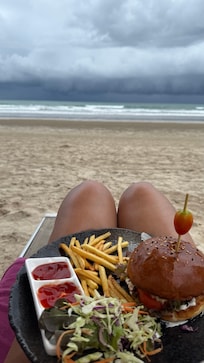 Excellent Beach Restaurant with Thai food & International food