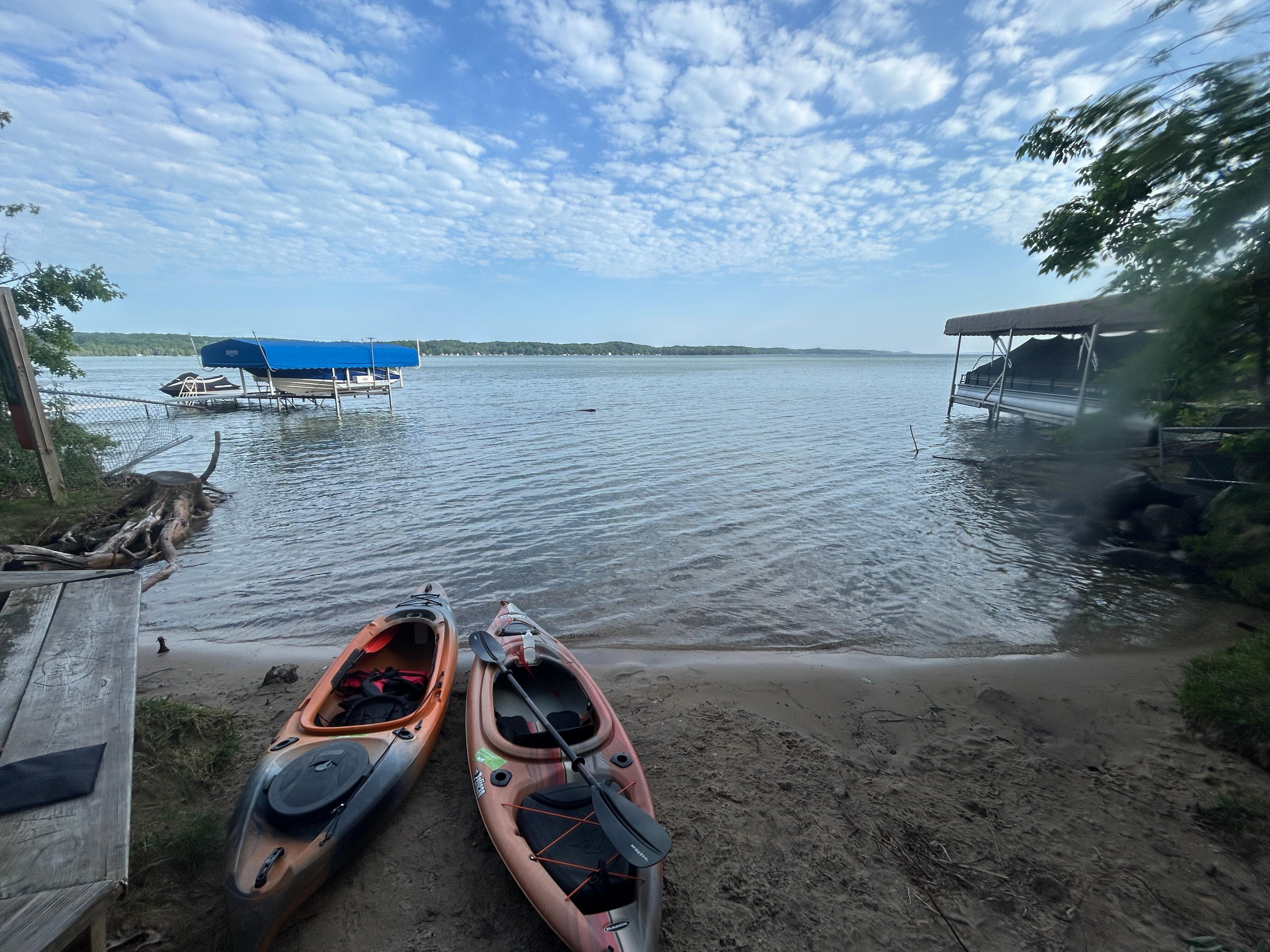 Free public launch 1 mile east of Torch River.