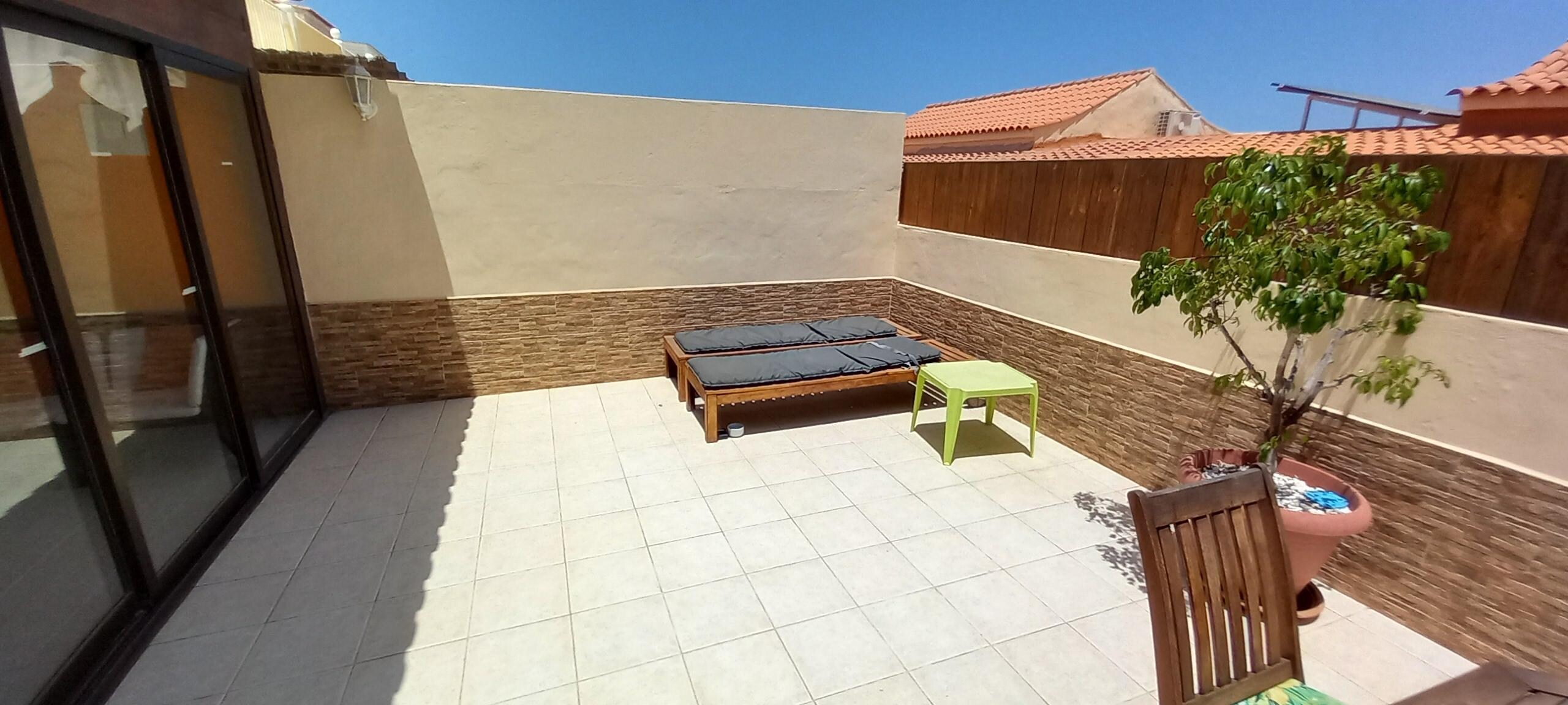 Terras for the greenhouse Photo 1