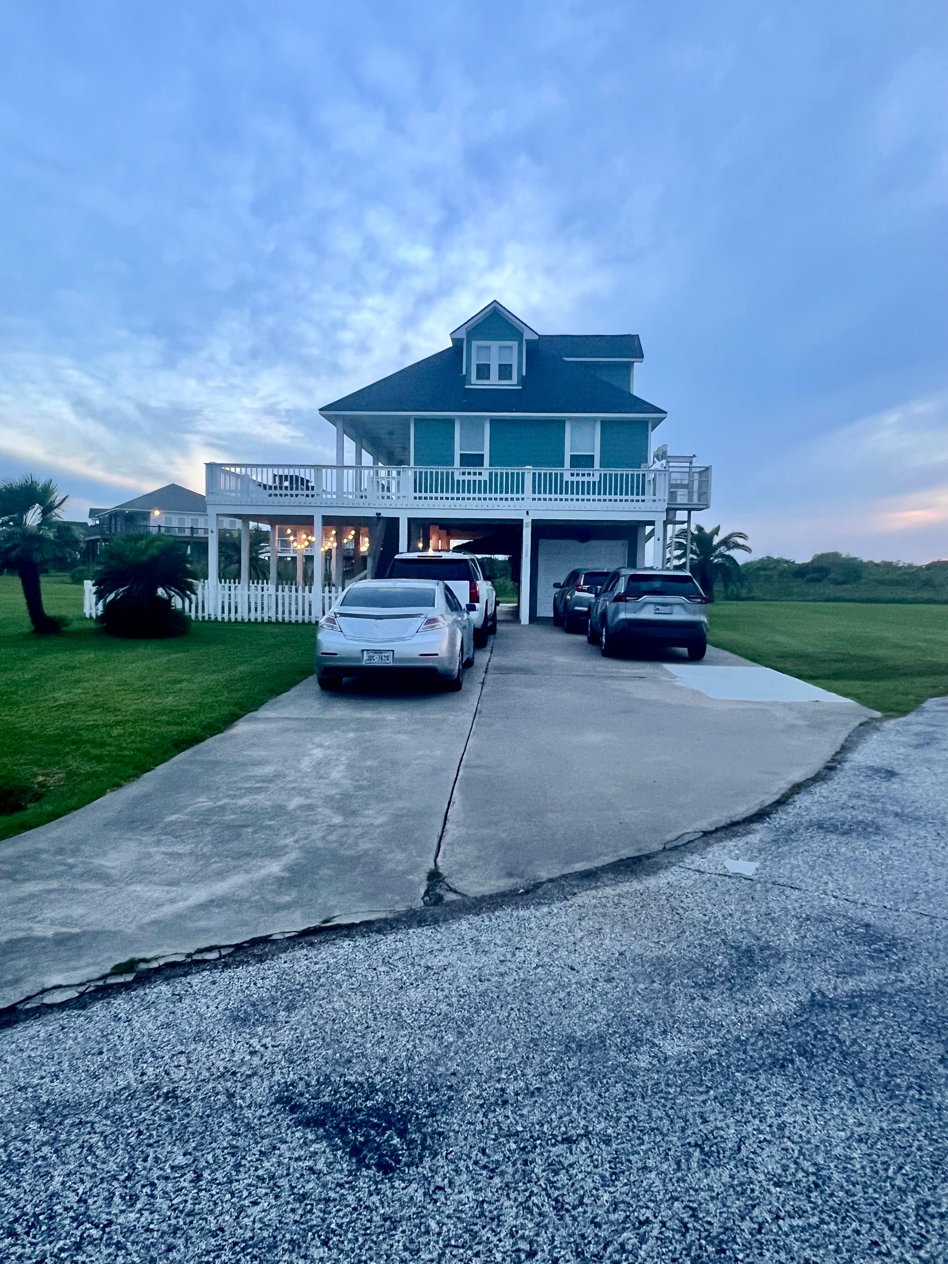 Lots of room to park