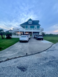 Lots of room to park