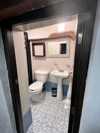 Bathroom is clean but termite infested
And nothing like the one they have listed on the website.